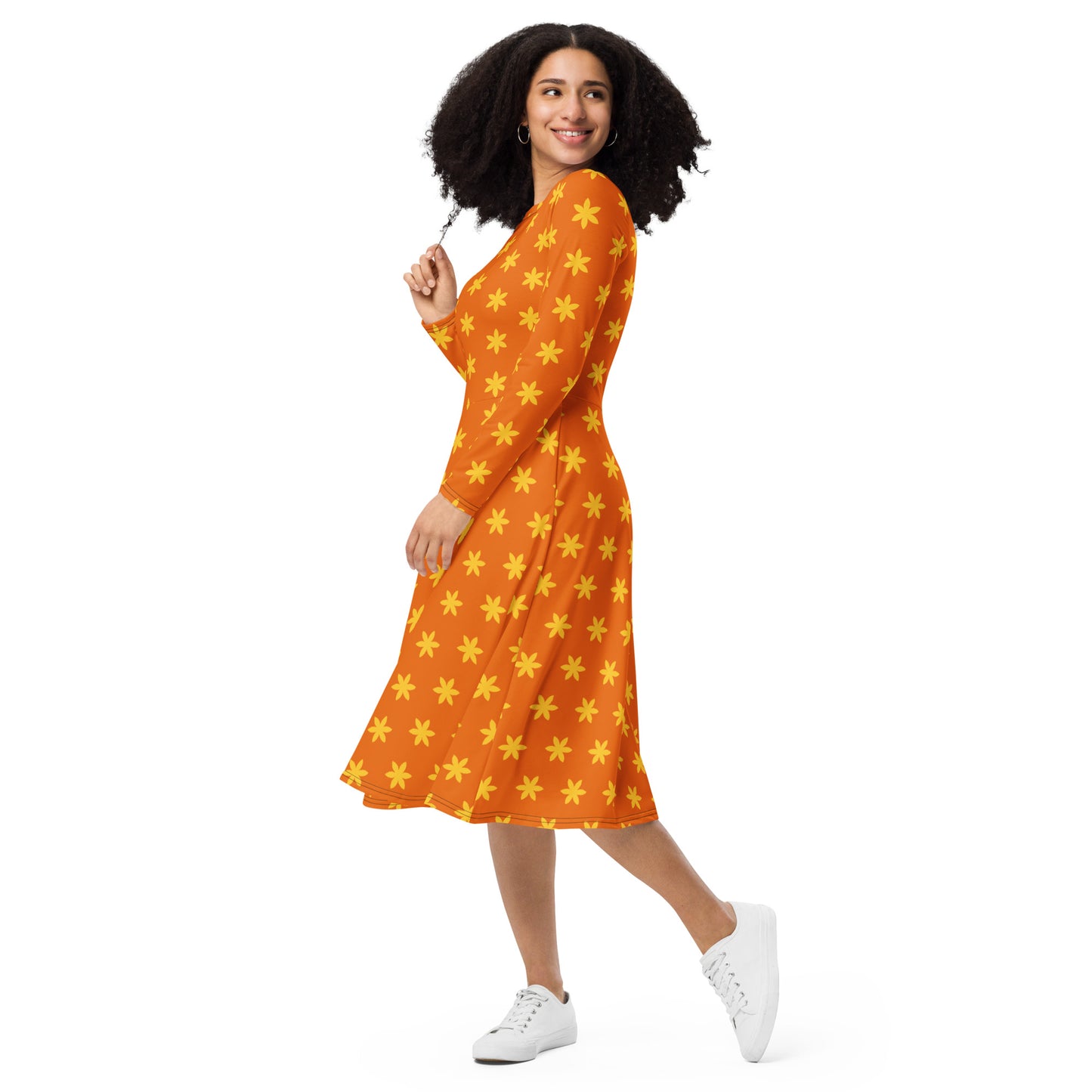 Long-sleeved midi dress with a star of joy