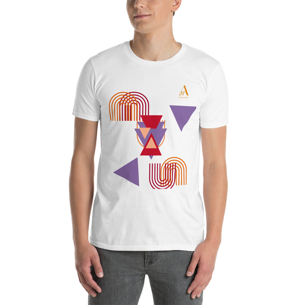 Short-sleeved T-shirt attention