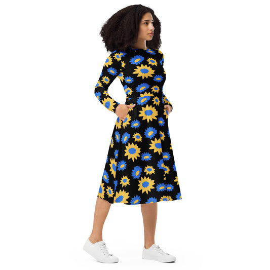 Midi dress with long sleeves